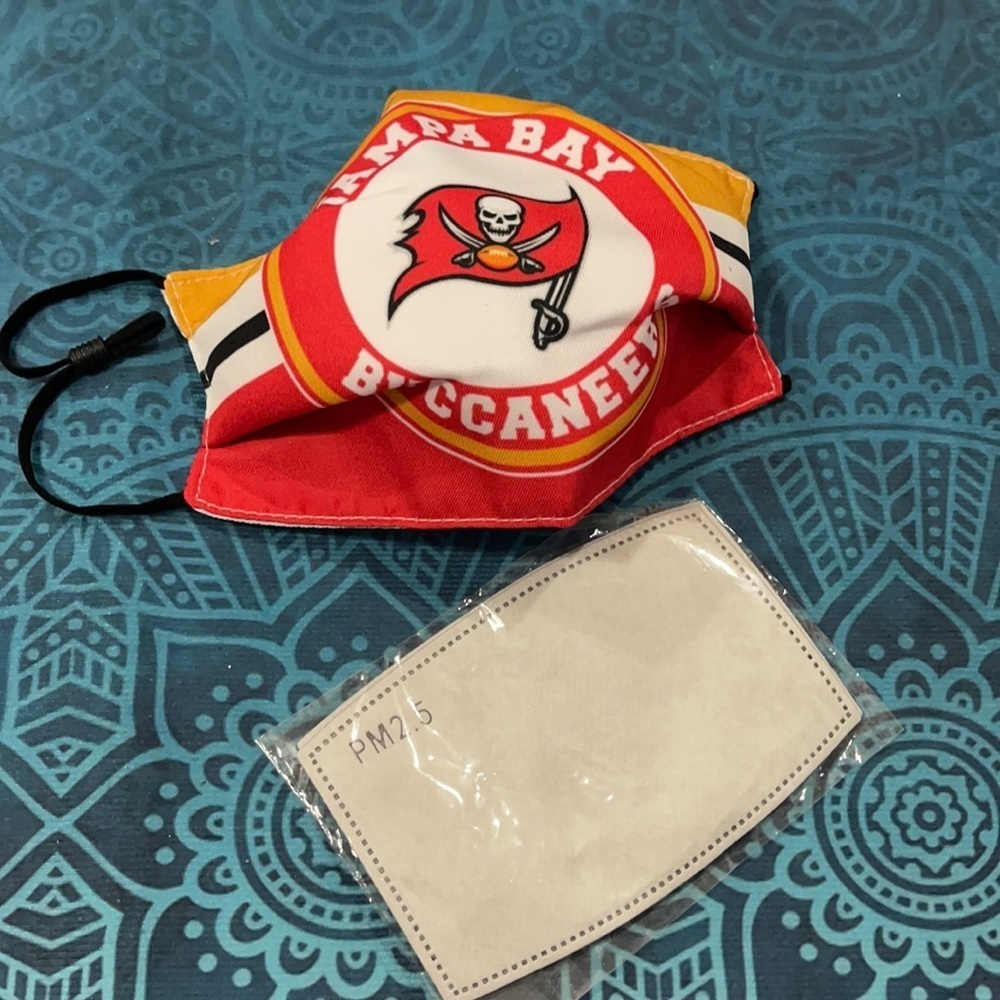6/$20 New Tampa Bay Buccaneers face mask